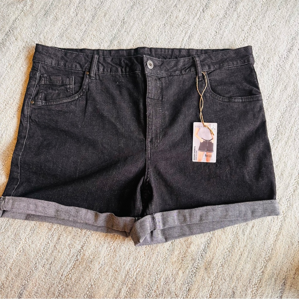 Serra Denim Shorts NWT